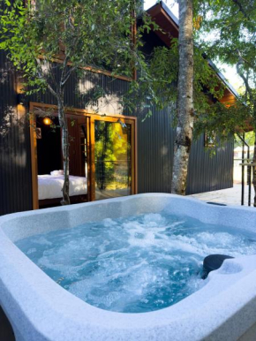 Enarbol Lodge, Hot Tube en terraza